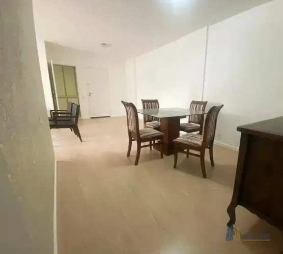 Apartamento de três dormitórios em localização privilegiada!