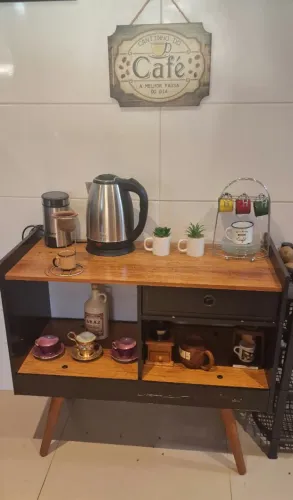 Mesa cantinho do café ?
