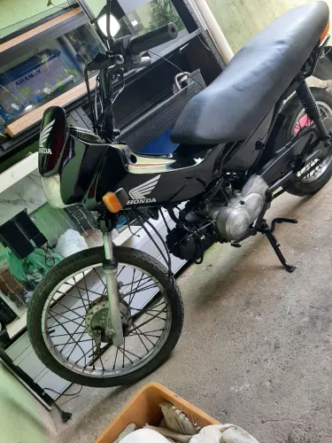 Pintura e reforma e recuperação de motos ..scuter..mobile etc