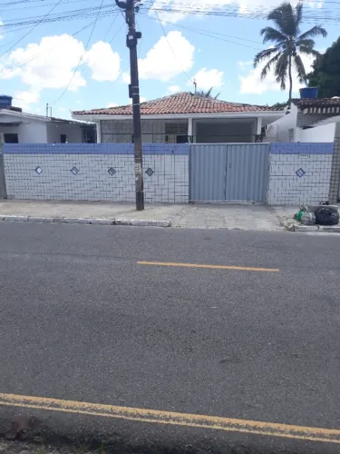 Vende-se casa no Cristo Redentor-João Pessoa.