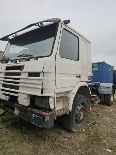 Peças para caminhão Scania P93 sem direito a doc sem motor