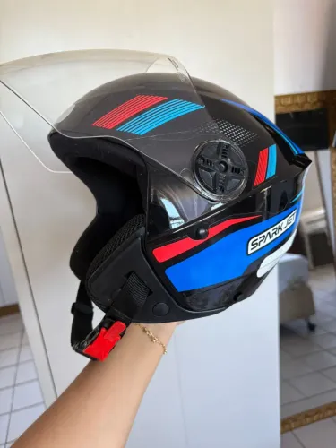 VENDO CAPACETE NOVO