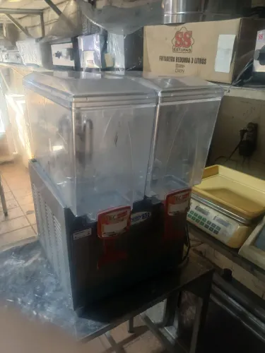 Refresqueira 2sabores 16litros cada cuba 