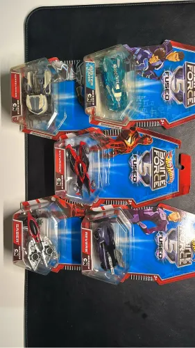 Rara coleção HotWheels BF5 - 2009 LACRADA