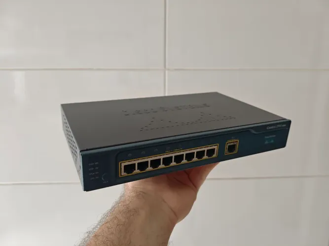 Switch Cisco Catalyst 2940 Series de 8 portas