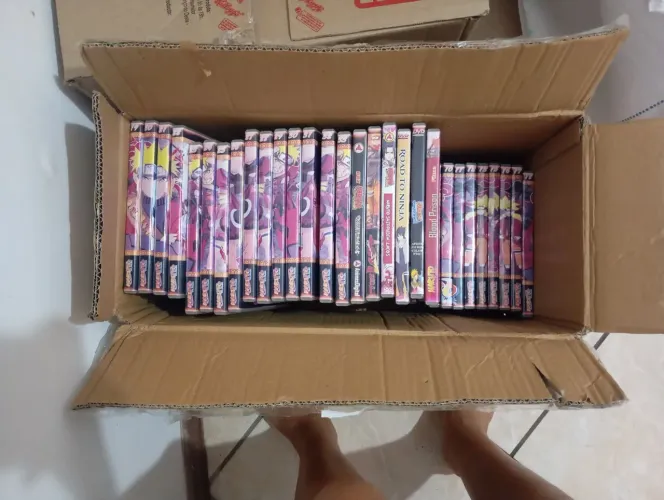 Todos os capítulos de Naruto clássico e Shippuden com todos os filmes em incluso