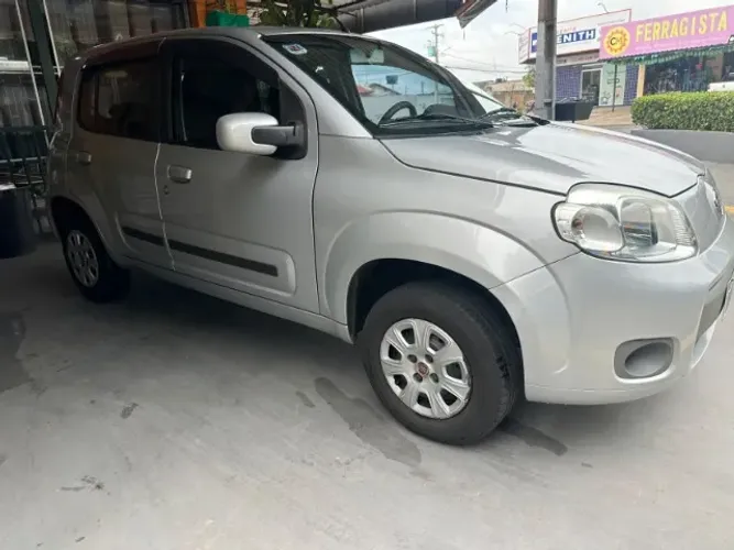 Fiat Uno Vivace/rua 1.0 EVO Fire Flex 8V 5P 2011