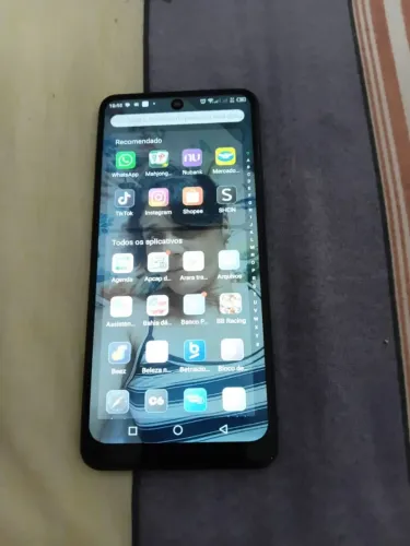 Vendo um celular bom 