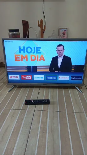 Tv smart sempre 32 polegadas funciona perfeitamente