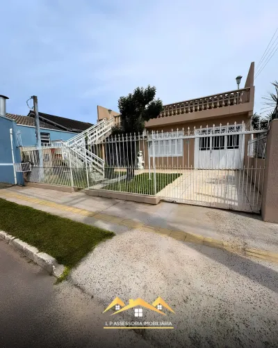 Sobrado à venda em Gravataí, Parque Florido, com 5 quartos, com 220.14 m²