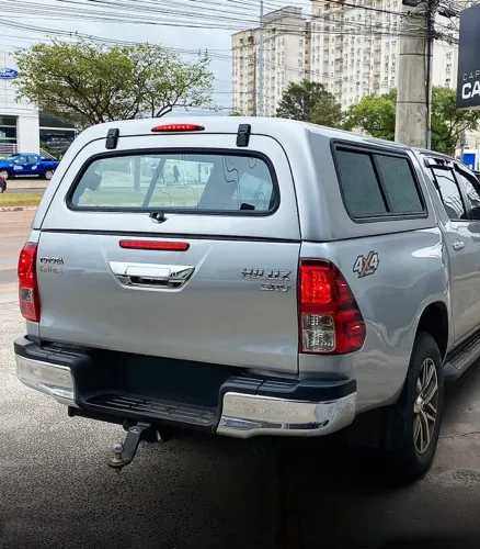 Capota de fibra para hilux 2016/17 até 2025
