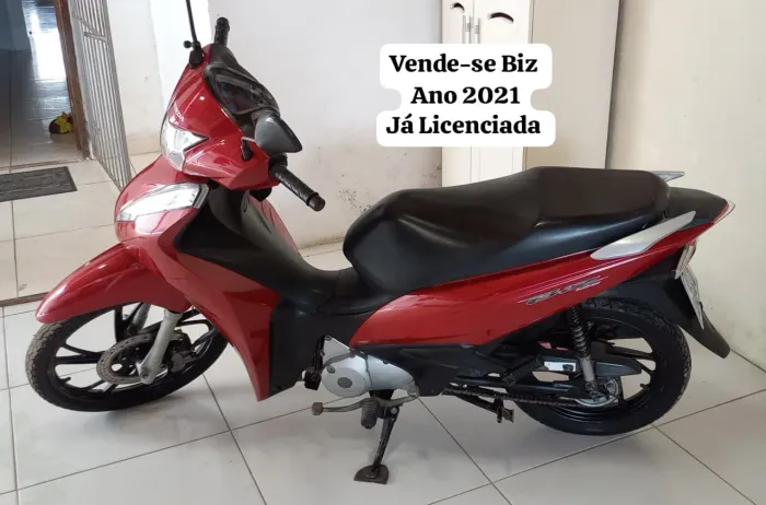Vende-se biz 125 bem conservada. Valor a negociar 