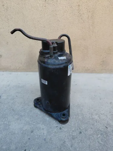 COMPRESSOR 7.500 BTU 127V