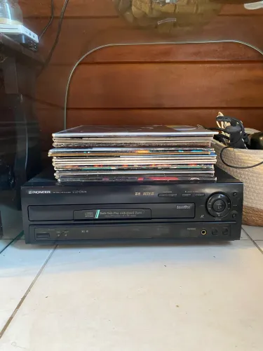 Raridade toca discos Pioneer CLD-D504 LaserDisc + 17 LaserDiscs Originais |