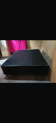Cama box casal+ base box preta 400$