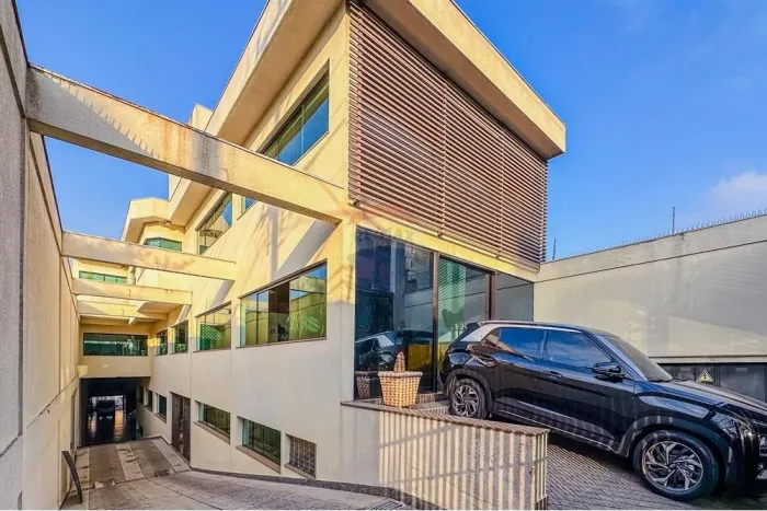Prédio Comercial com 1286 m² Sacomã/Ipiranga