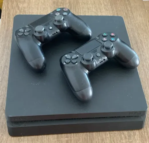 PS4 SLIM 1 TB