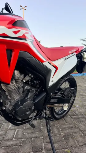Vendo ou troco tornado 2025 em estado de zero km