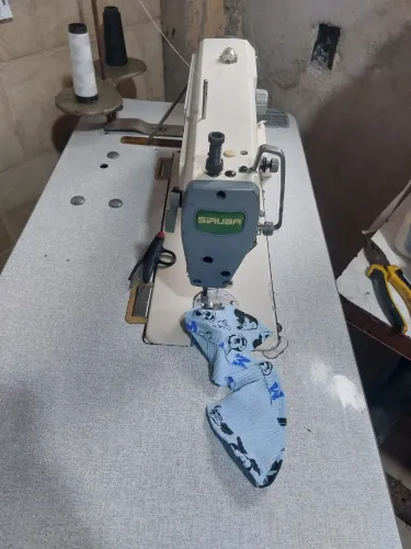 Reta siruba máquina de costura 