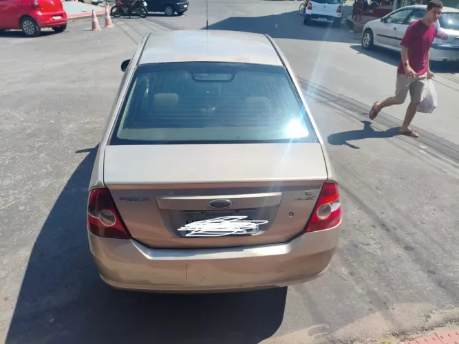 Ford Fiesta Sed. 1.6 8V Flex 4P 2007
