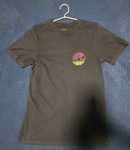 Camiseta Vans Off The Wall Preta Pôr do Sol - Tam. P (Original)