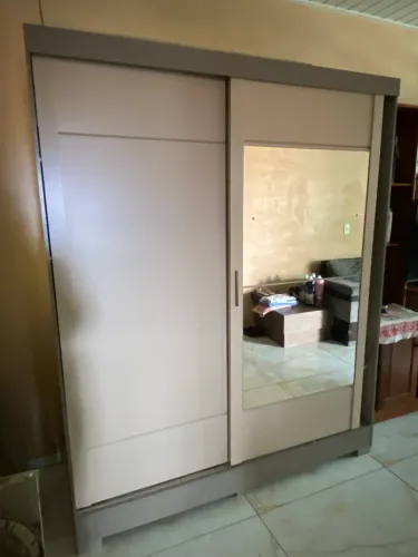Guarda roupa