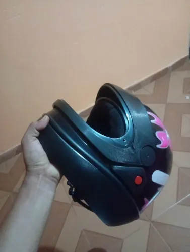 Capacete Tauros novo sem viseira, número 56.