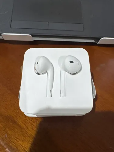 Apple Earpods Original fones de ouvido + Adaptador Lightning P2 aceito trocas