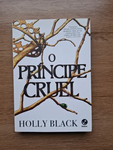 Livro - O Príncipe Cruel (Holly Black)