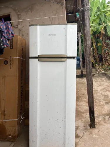 Vendo casco de geladeira 