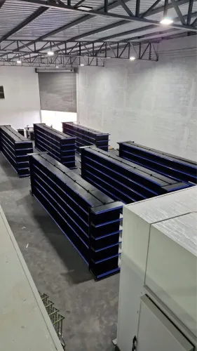 GÔNDOLAS NOVAS DIRETO DA FÁBRICA
