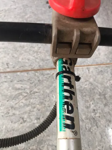 Roçadeira a gasolina 