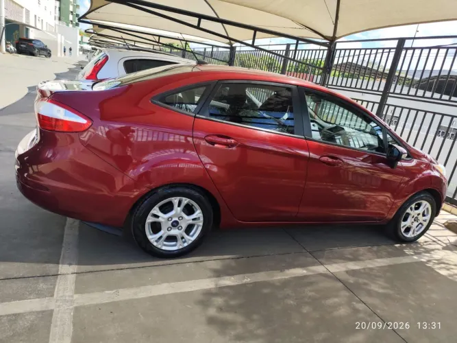 Ford Fiesta Sedan SE 1.6 16V Flex 4P 2014