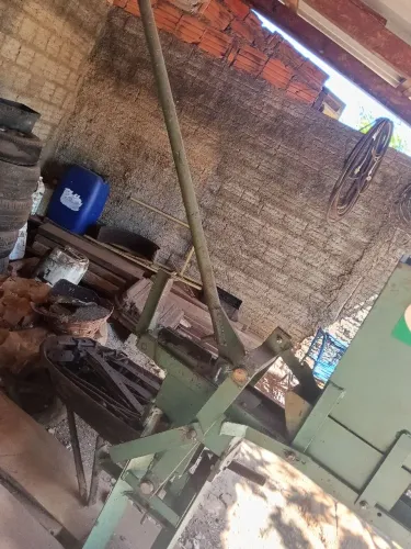 Máquina para Produção de Tijolo Ecológico