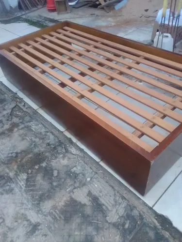 Cama box de solteiro