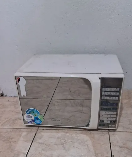 MIDEA ESPELHADO 250$