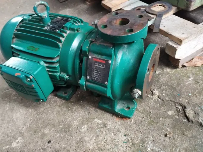 Bomba d'água 6 CV trifásico