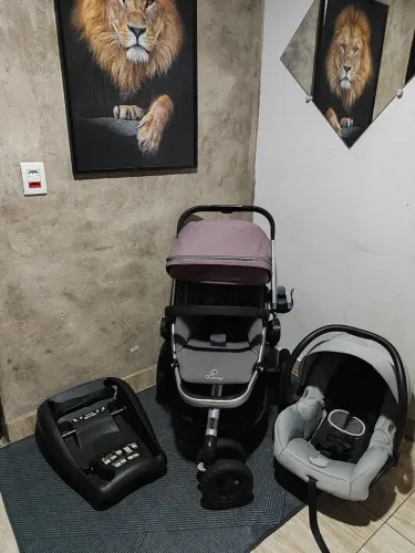 Carrinho de bebê Quinny buzz cinza 