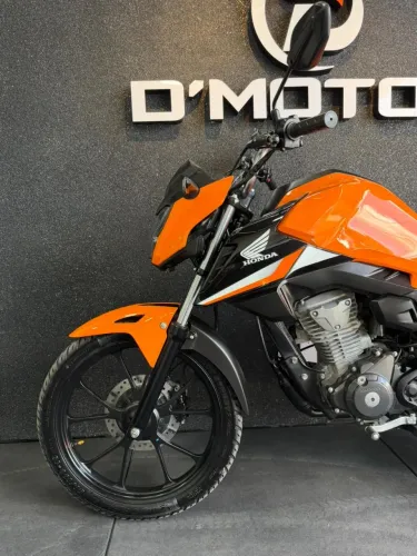 Titan orange - 12 mil km