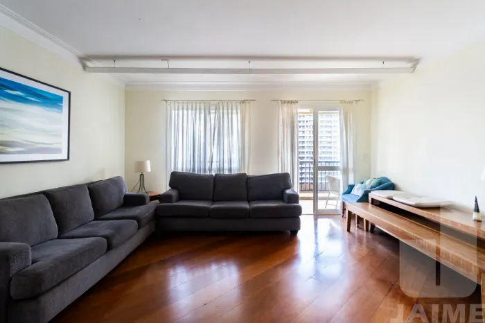 Apartamento 4 dormitórios (3 suítes) com 3 vagas em Perdizes