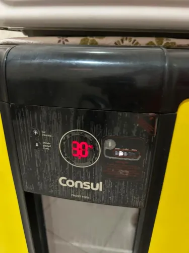 cervejeira/frigobar Consul amarela