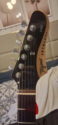 Guitarra Tagima Jet Blues Standard - Série Brasil (Vermelha) - Excelente Estado