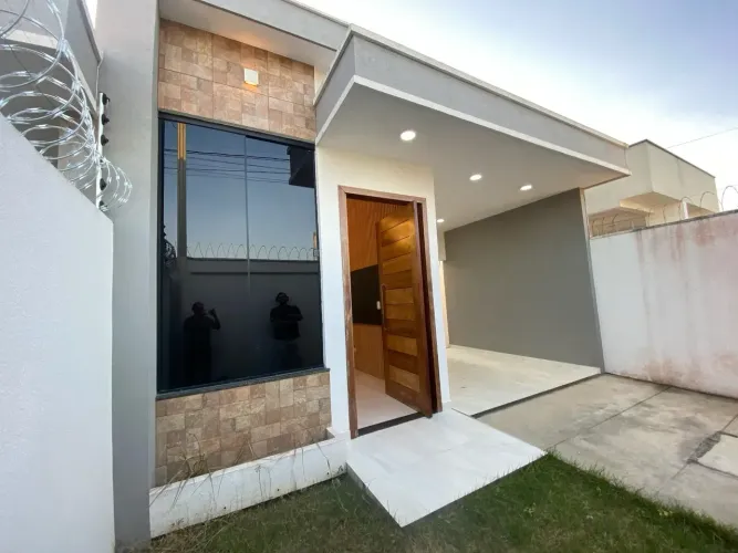 RS | ALUGO CASA EM NOVA ESPERANÇA