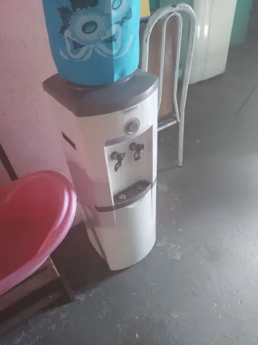 Vendo um gelagua chama no zap *28