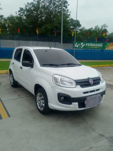Fiat Uno Attractive 1.0 Flex 6V 5P 2017