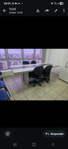 Mesa de Reunião com 4 Cadeiras 