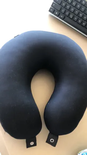 Almofada para colocar no pescoço 