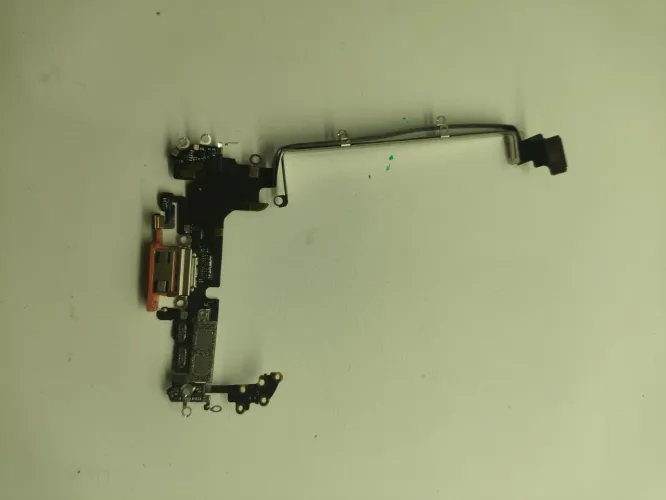 Dock / Conector de carga iPhone 17 Pro ORIGINAL Retirado