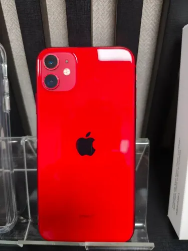 iPhone 11 totalmente original 256 GB . Somente a bateria eu troquei agora. 100%