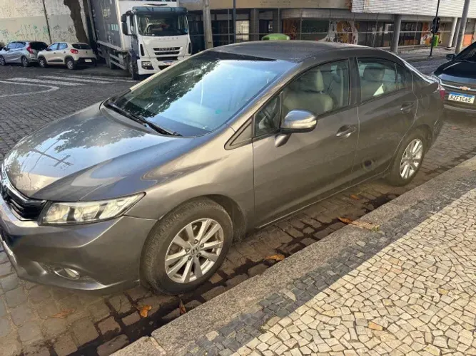 Honda Civic Sedan LXR 2.0 Flexone 16V Aut. 4P 2014